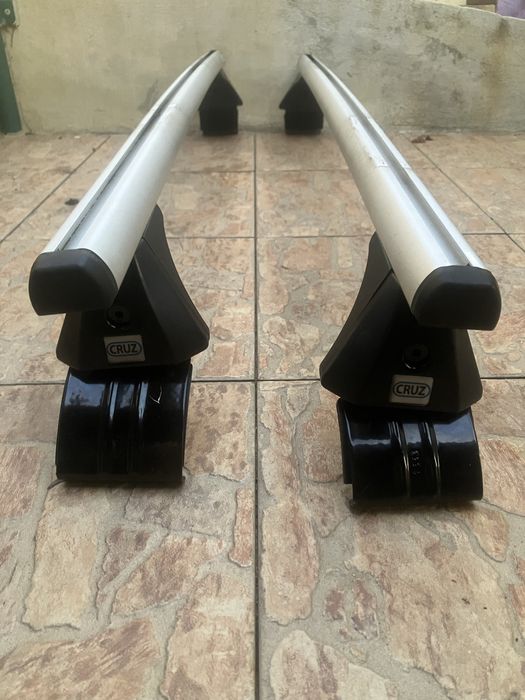 Barras de Tejadilho + 2 Suportes de Bicicleta