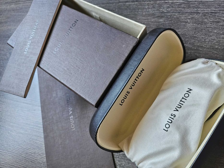 Óculos de sol da marca Louis Vuitton originais.