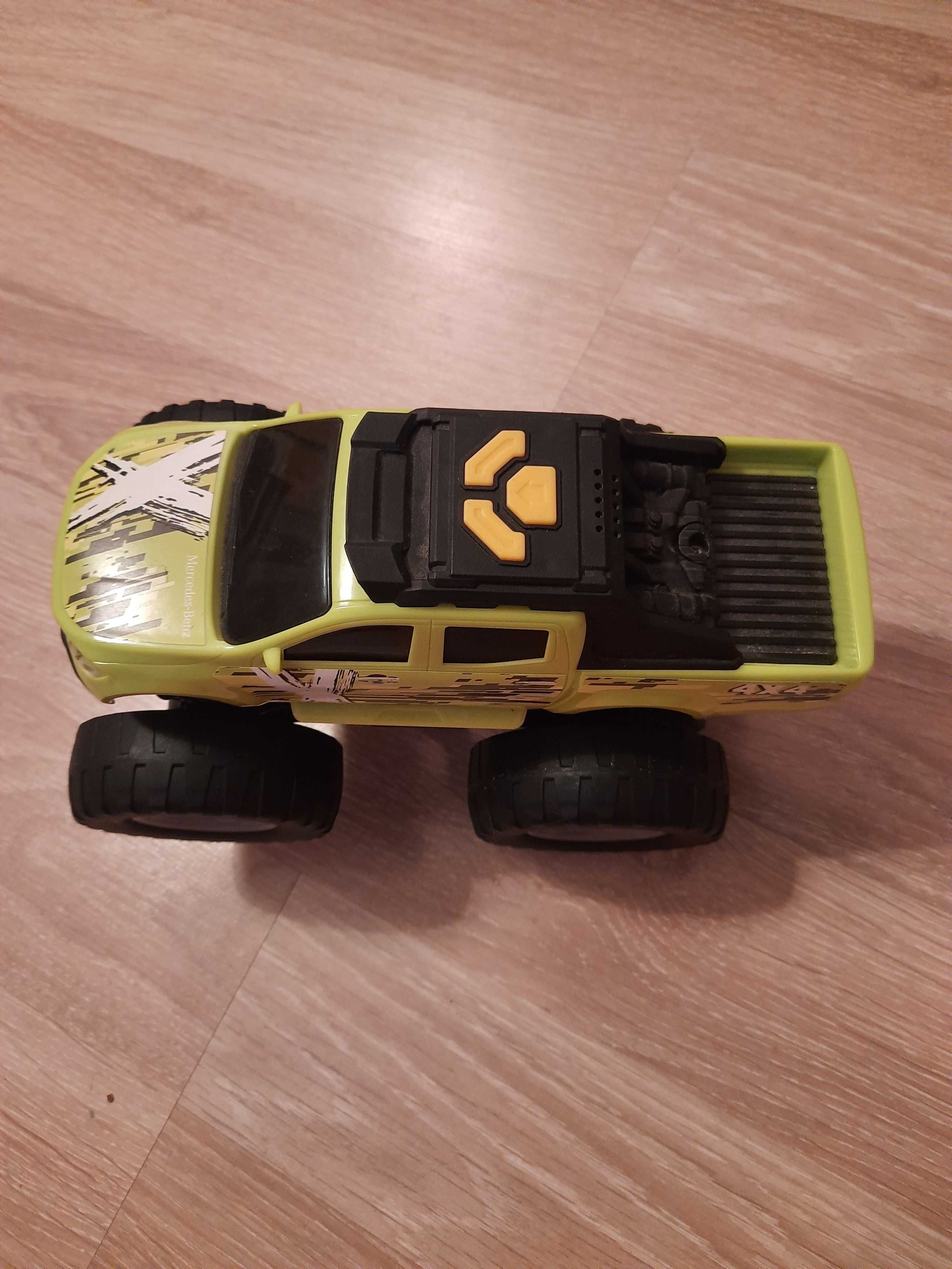 Dickie Toys Monster truck Mercedes-Benz