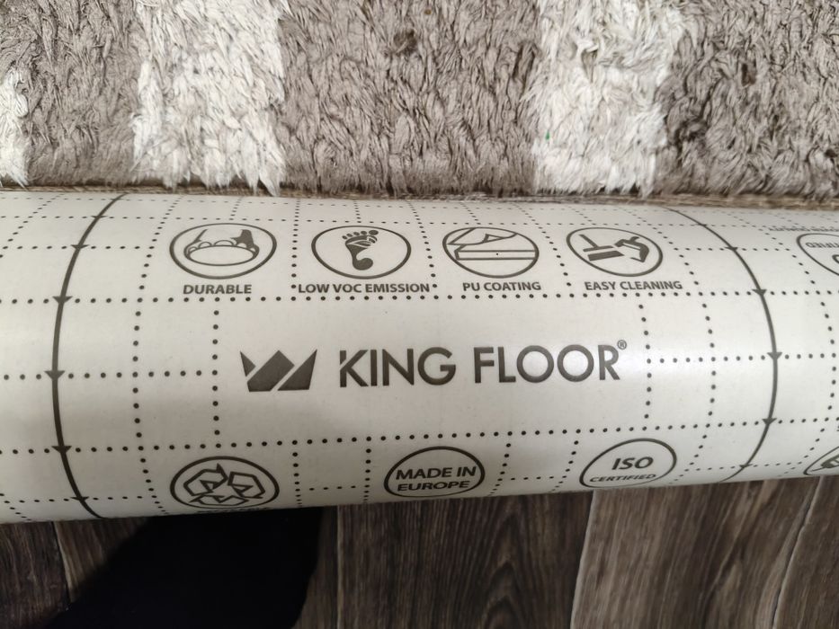 Новий лінолеум King Floor. Signal Corvette