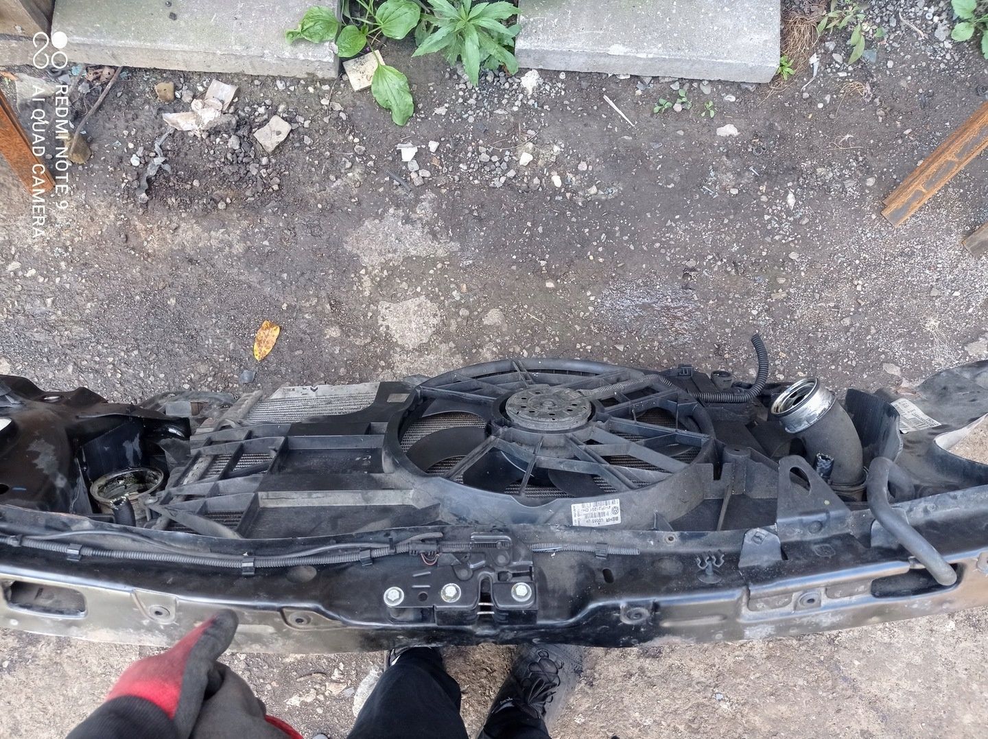 Pas Przedni Chłodnice VW Transporter T5 1.9 TDi