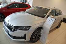 Skoda Octavia IV Kombi 1.5TSI DSG 150KM Selection Rabat 29 350 zł