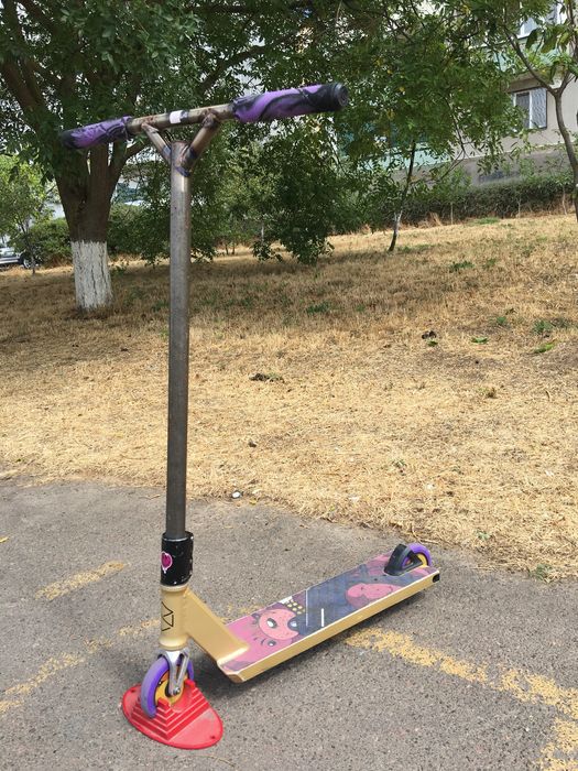 Продам трюковий самокат