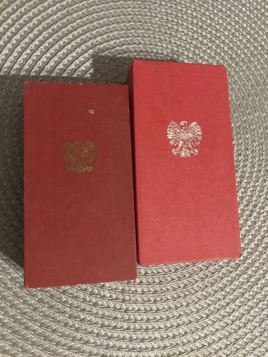 2 odznaczenia prl