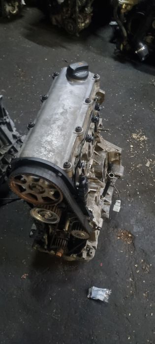 Двигун Audi A3 1.6 (BGU) AVU Volkswagen touran Golf  мотор двигатель