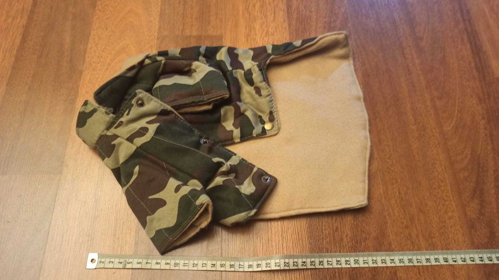 NA CEL CHARYTATYWNY Ubranko dla psa. Kurtka moro. Długość 30 cm