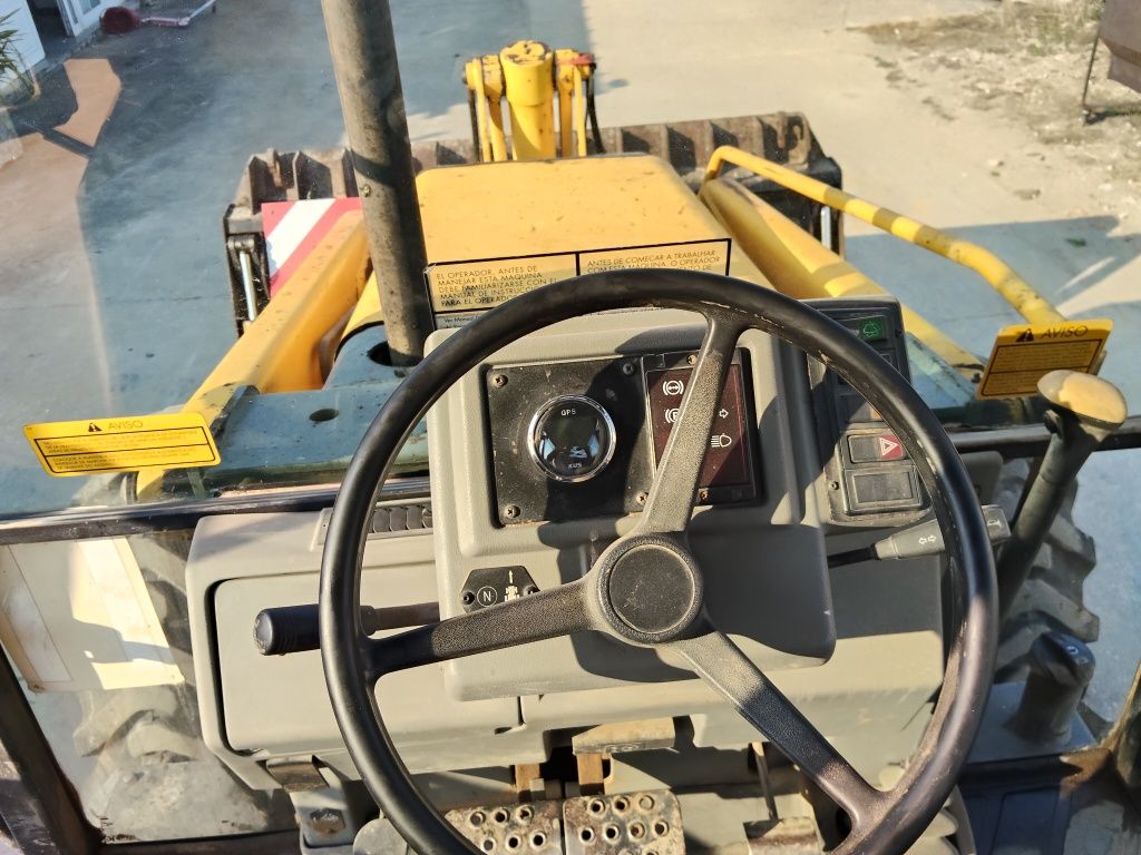 Retroescavadora Fermec 860
