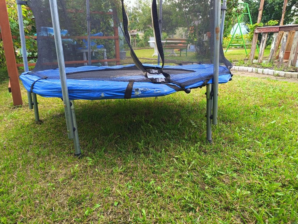 Trampolina mała z siatką 140cm