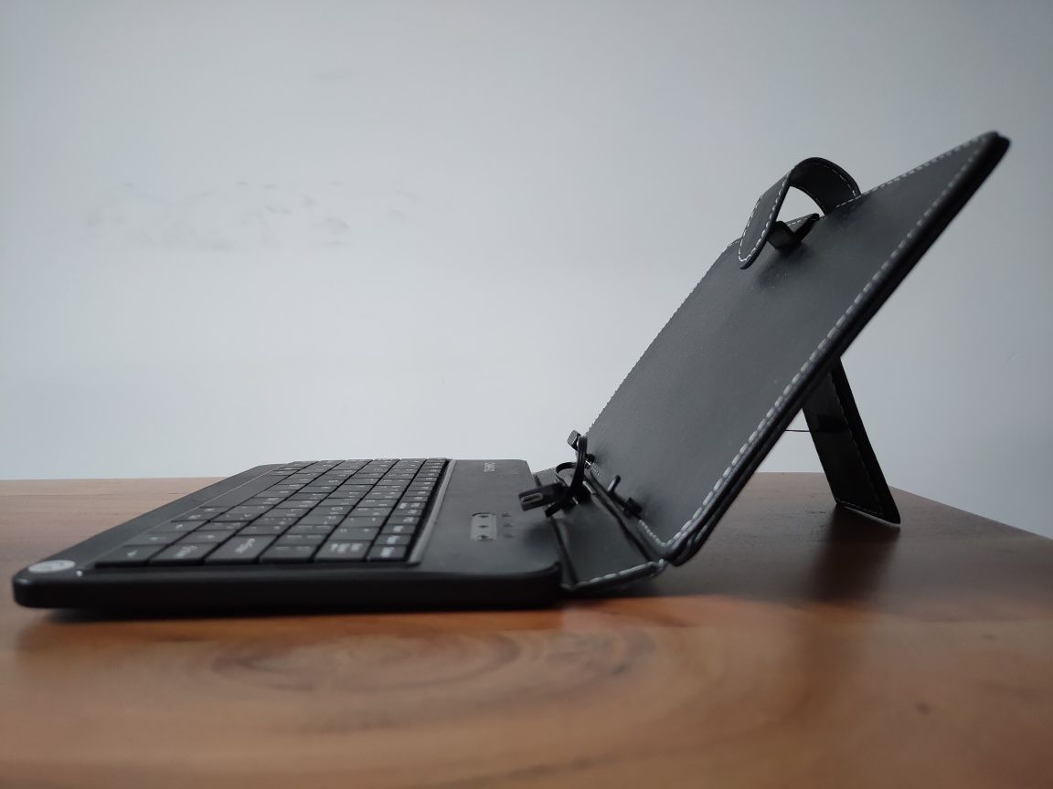 Klawiatura micro USB do tabletu, etui czarne