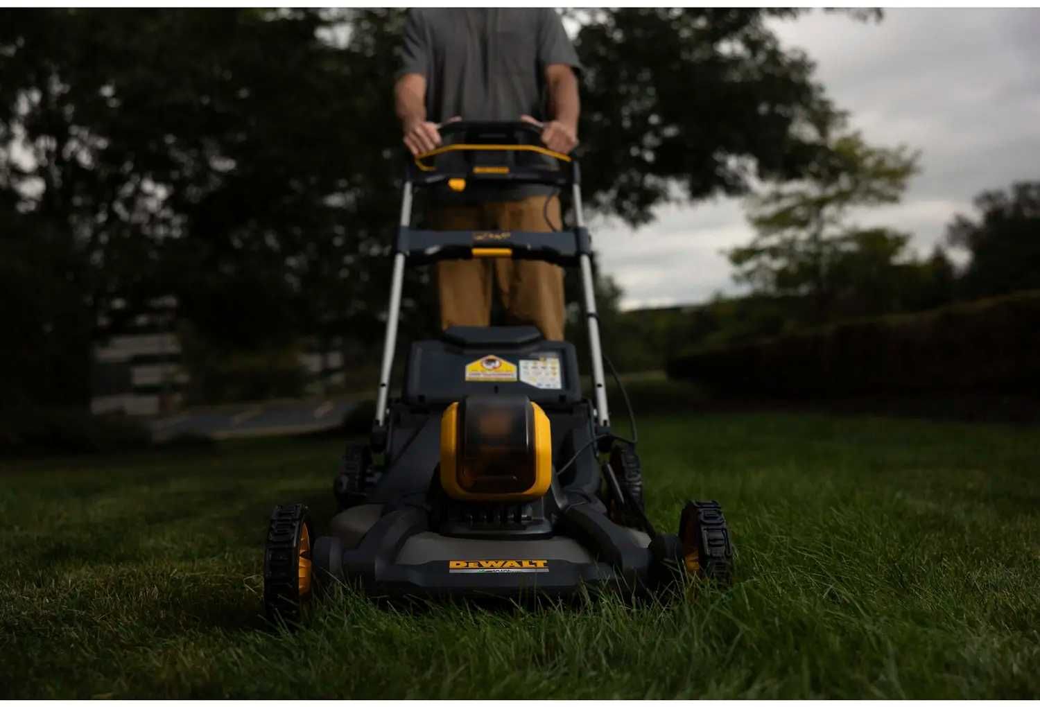 DeWALT DCMWP500 Газонокосарка акумуляторна безщіткова FLEXVOLT