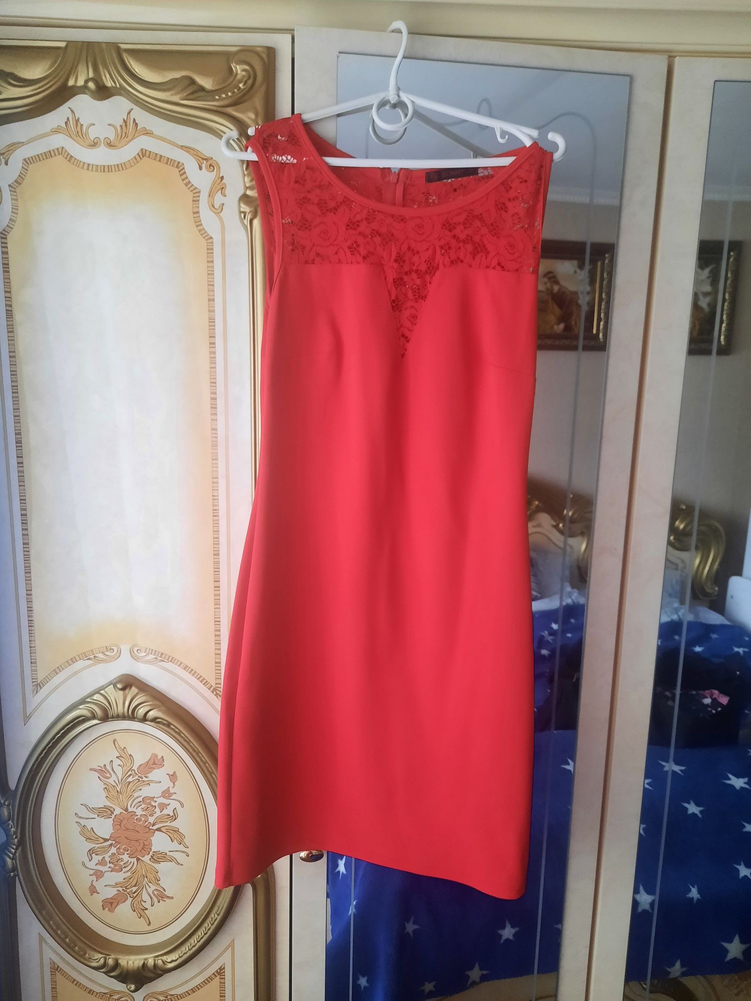 Сукня плаття червоне