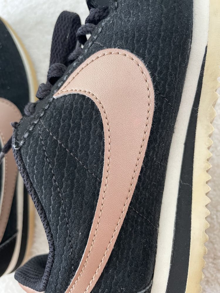 Buty Nike Cortez Wmns 36 22.5cm 35.5 czarne różowe złoto