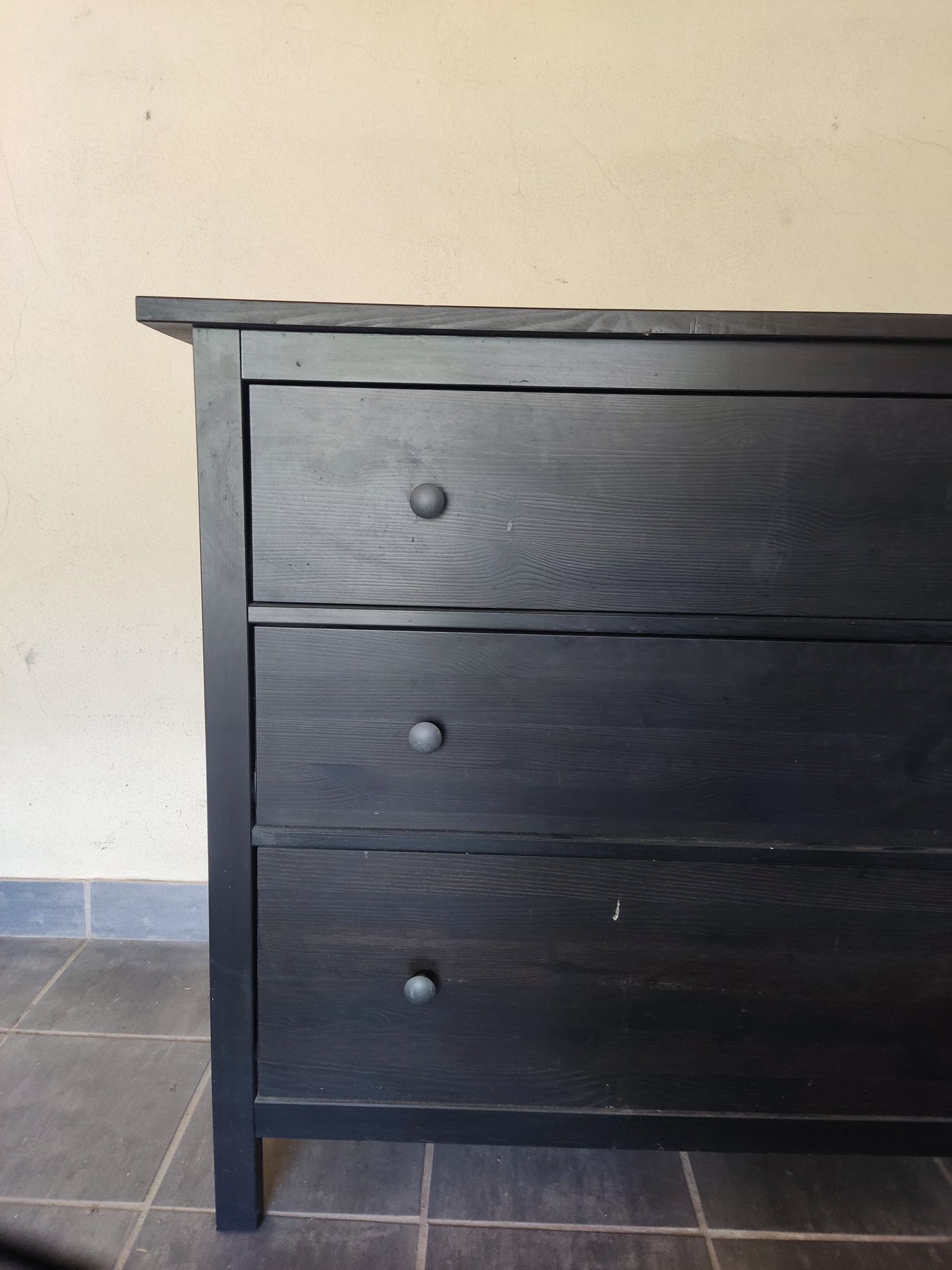 Comoda com 3 gavetões