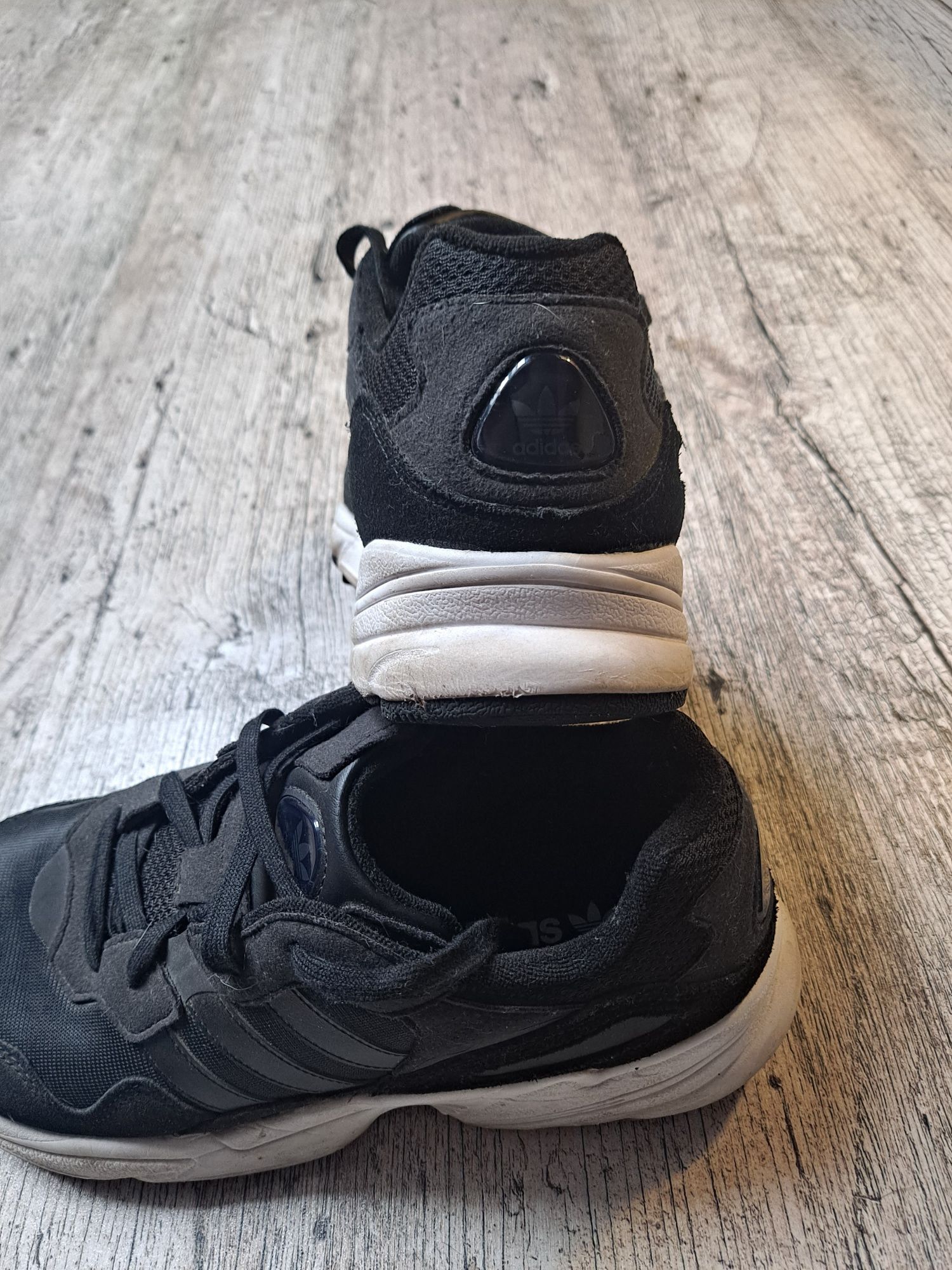 Adidas yung-96 black/white