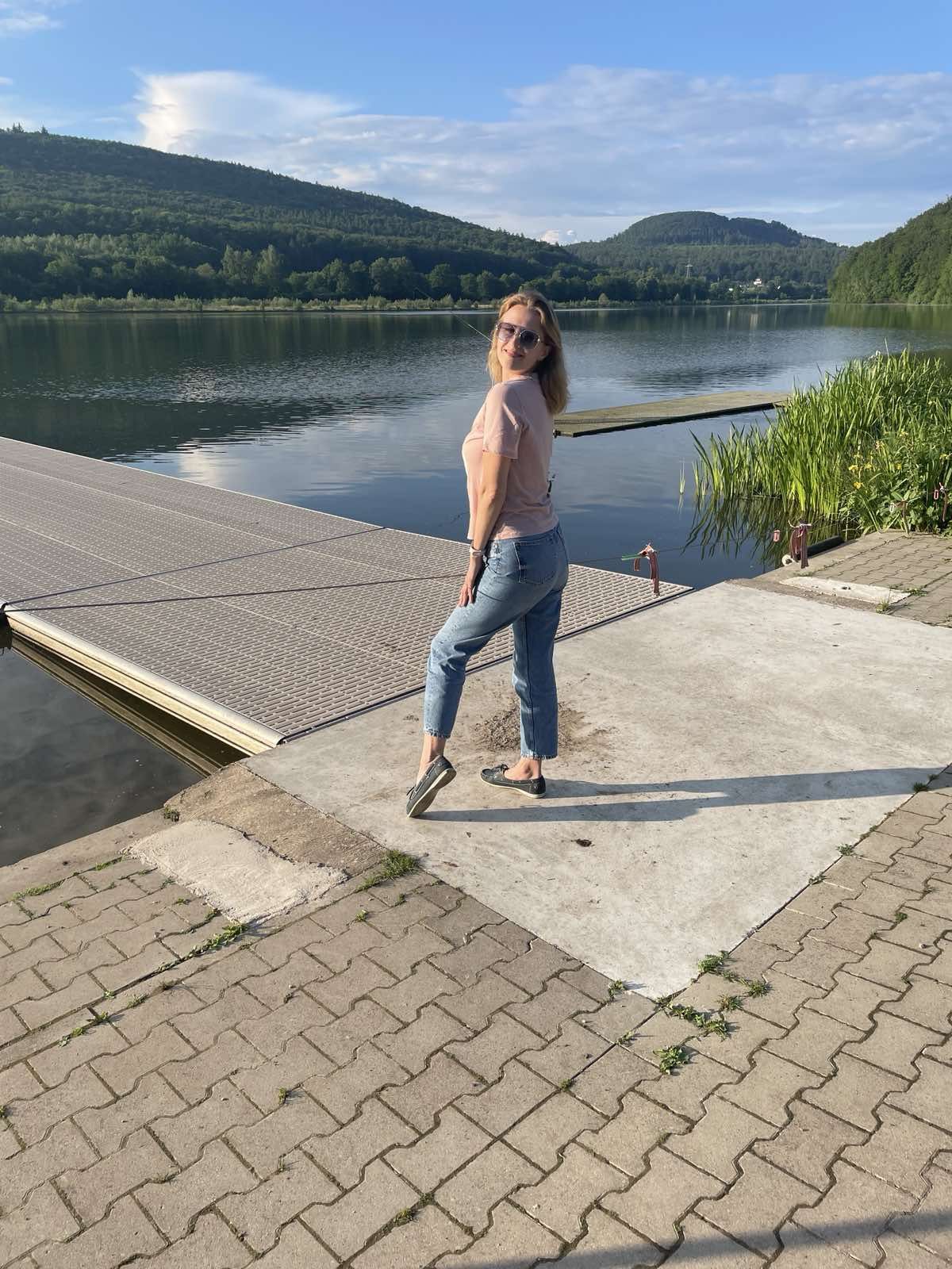 English Tutor / Викладач з англійської мови