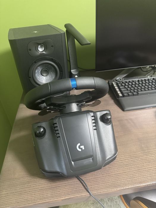 Ігрове кермо Logitech G923 Trueforce