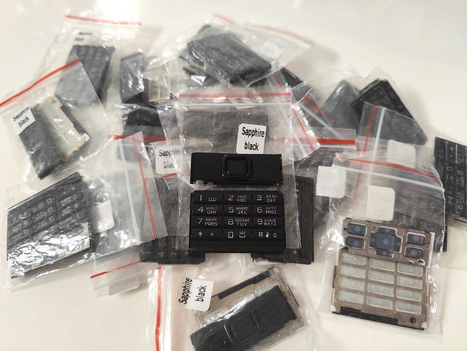 НОВЫЕ комплекты клавиатуры для Nokia 8800 ARTE/Sapphire Black !