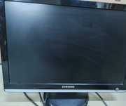 Monitor Samsung 22" Stan bdb okablowanie