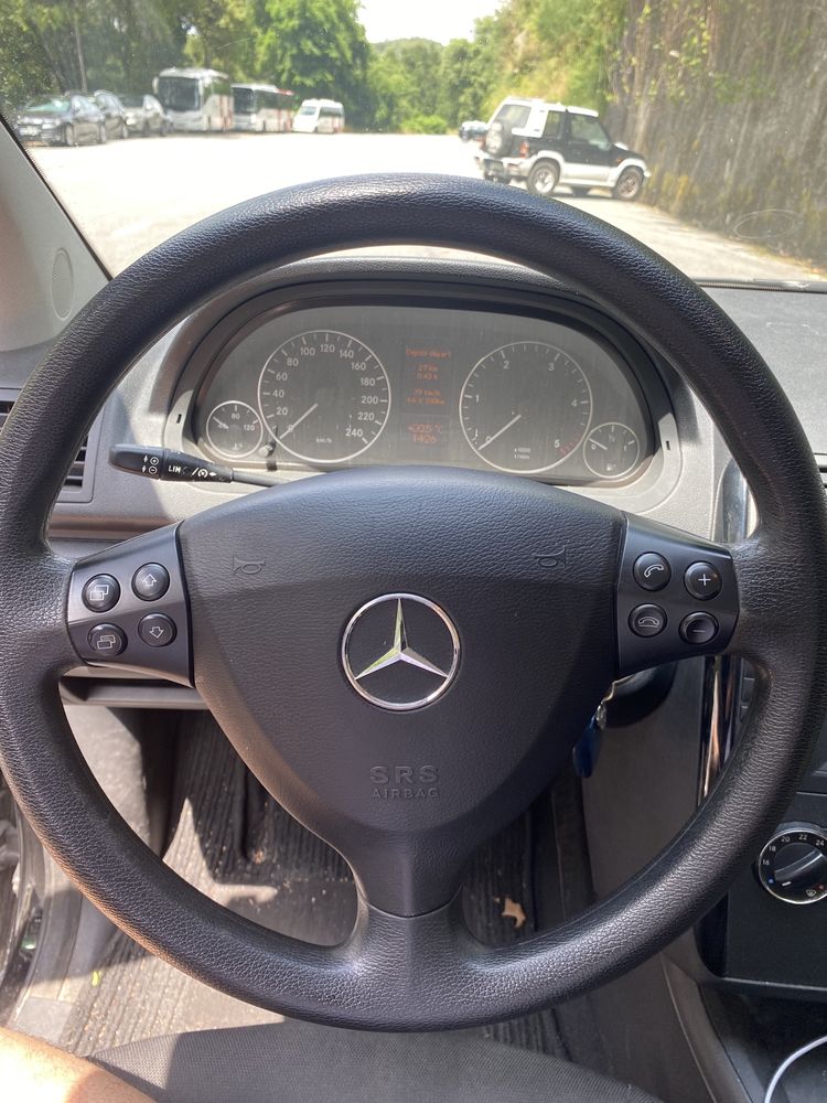 Mercedes Benz A160