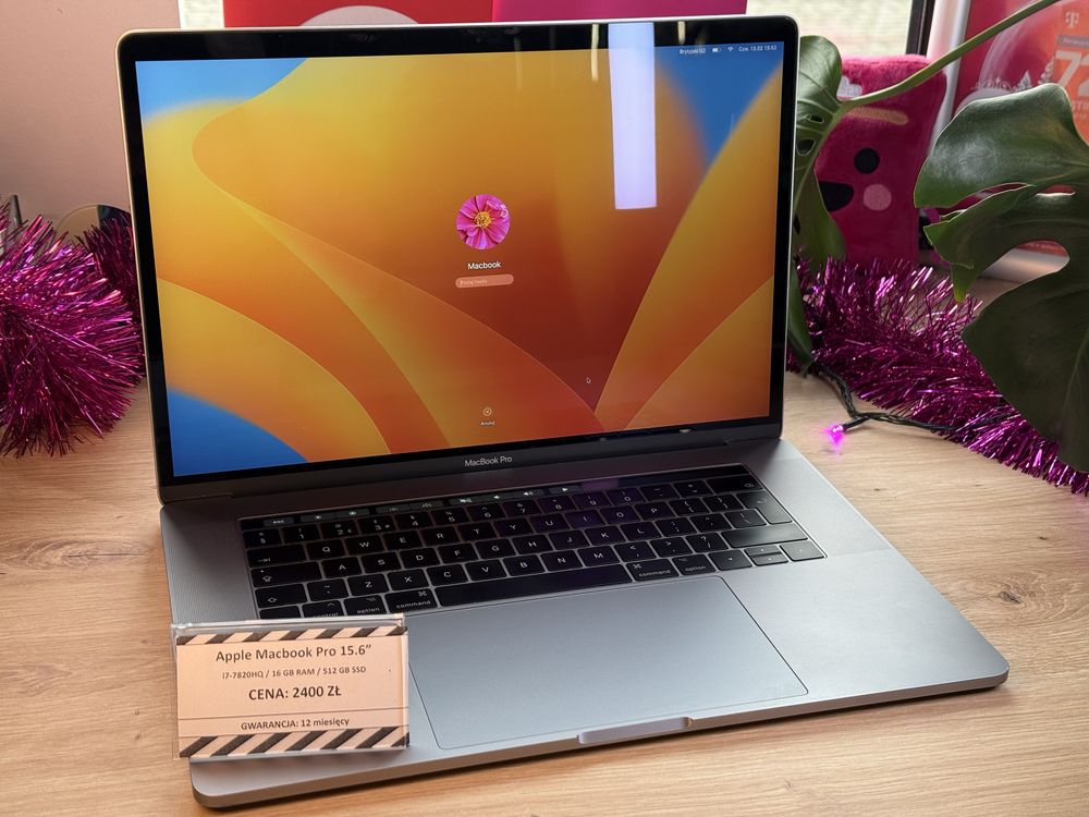 Komputer laptop Apple MacBook Pro 15,6” 512/16Gb / i7 / Radeon 4Gb !
