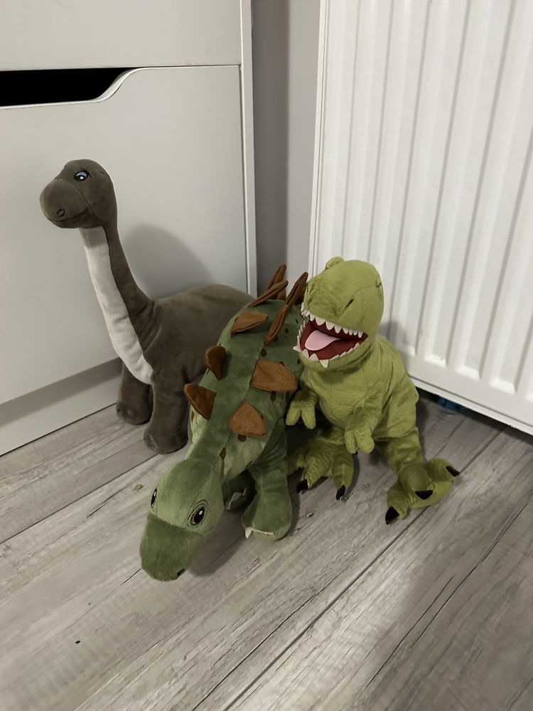 Rodzinka dinozaurow ikea