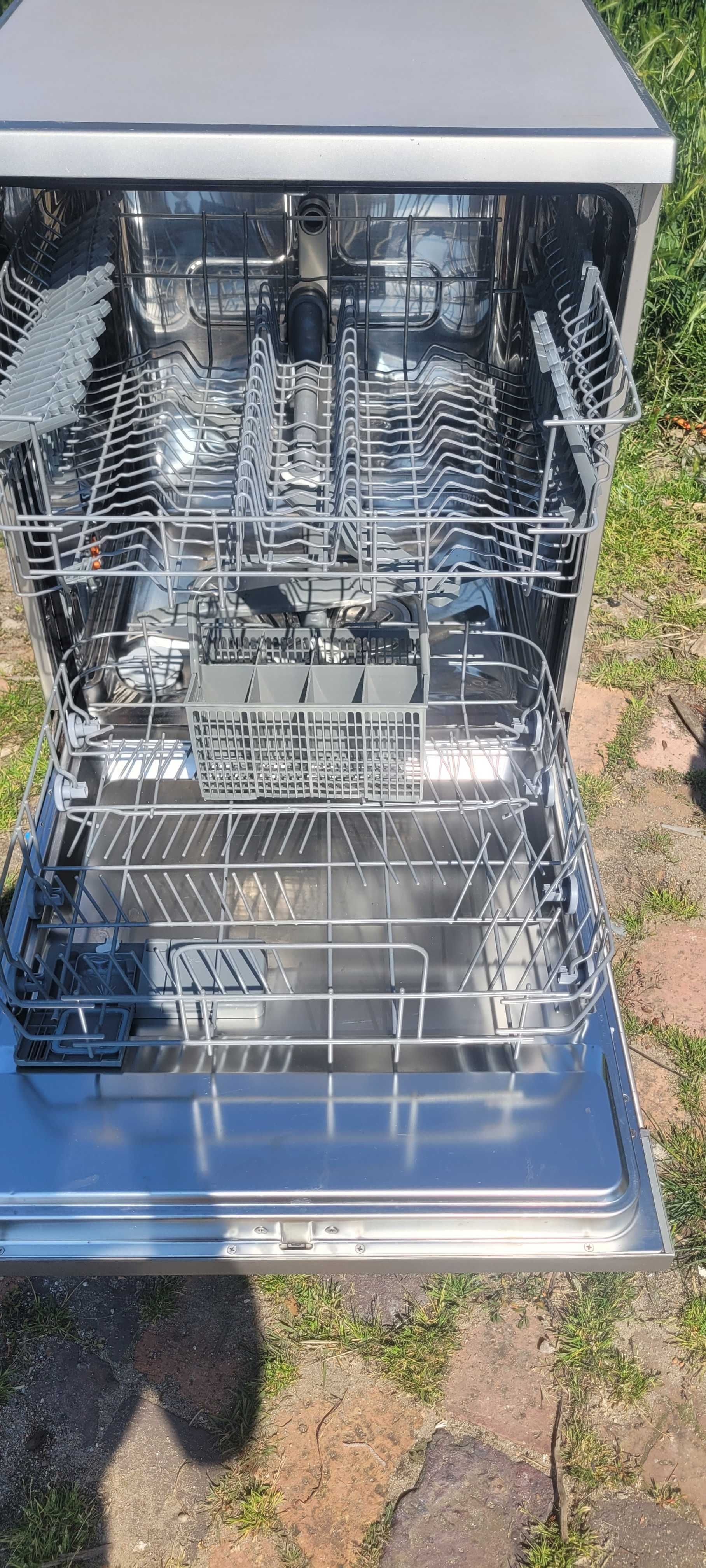 Zmywarka srebrna ELECTROLUX 60cm , sprawna, wysyłka, transport