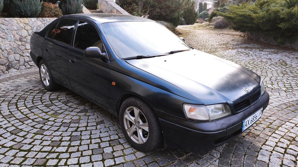 Toyota Carina E.