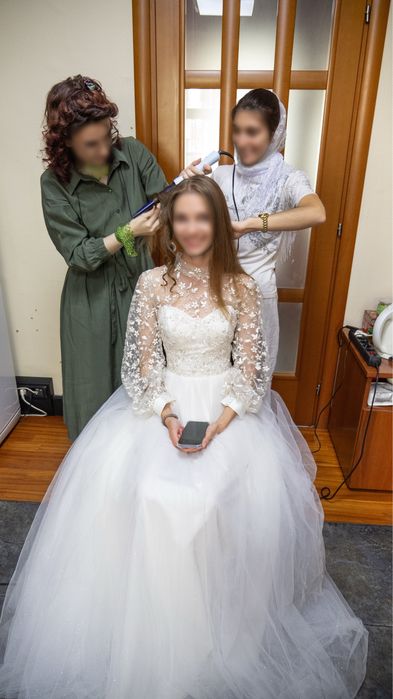 Весільна сукня S M