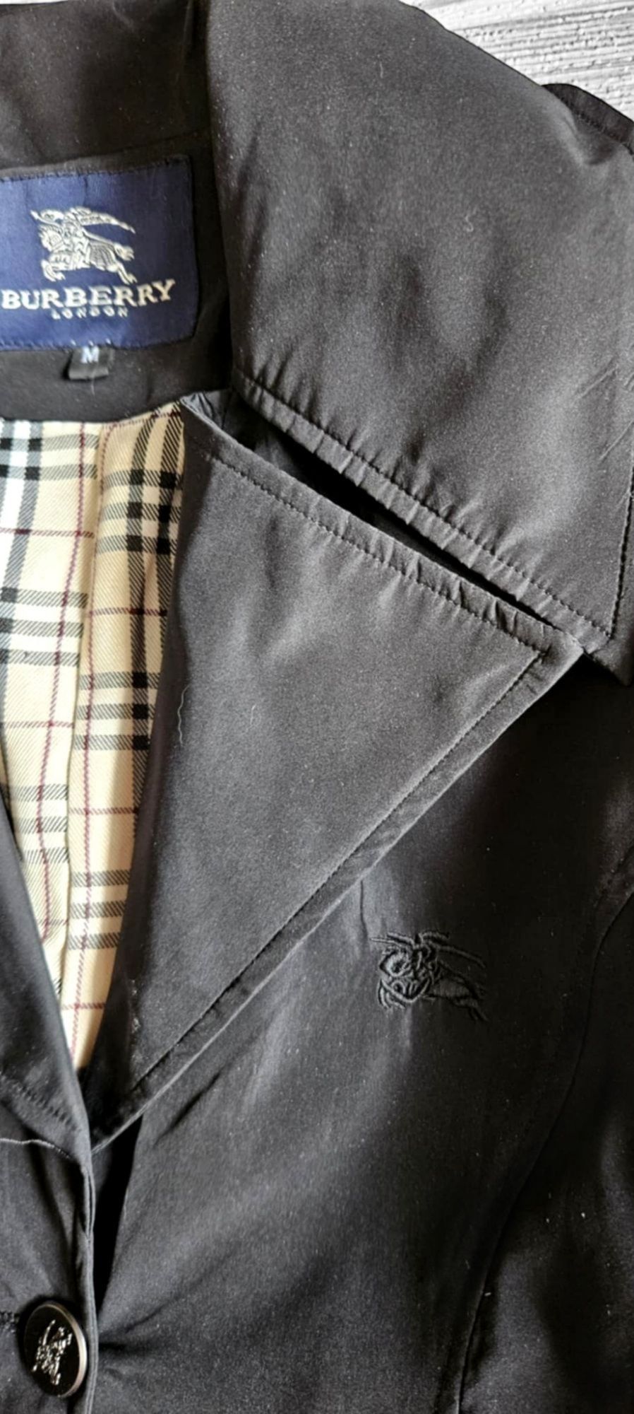 Stylowy płaszcz męski Burberry czarny trencz przejściowy wiosenny S