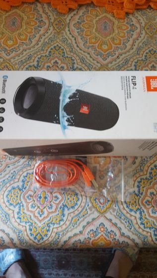 jbl flip 4