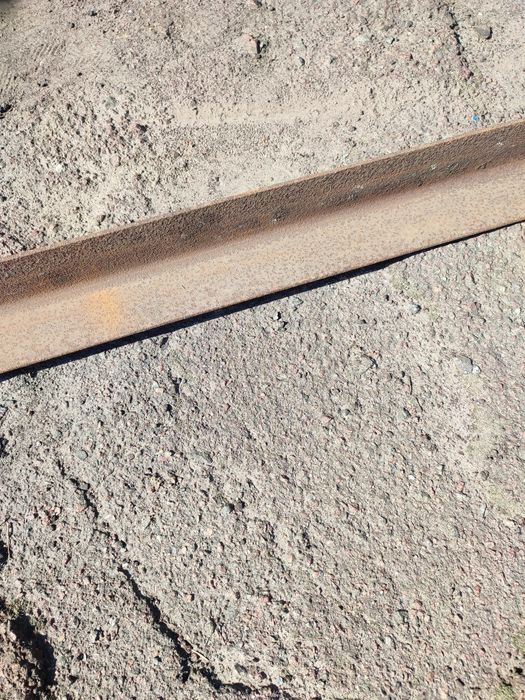 Продам кутник металевий