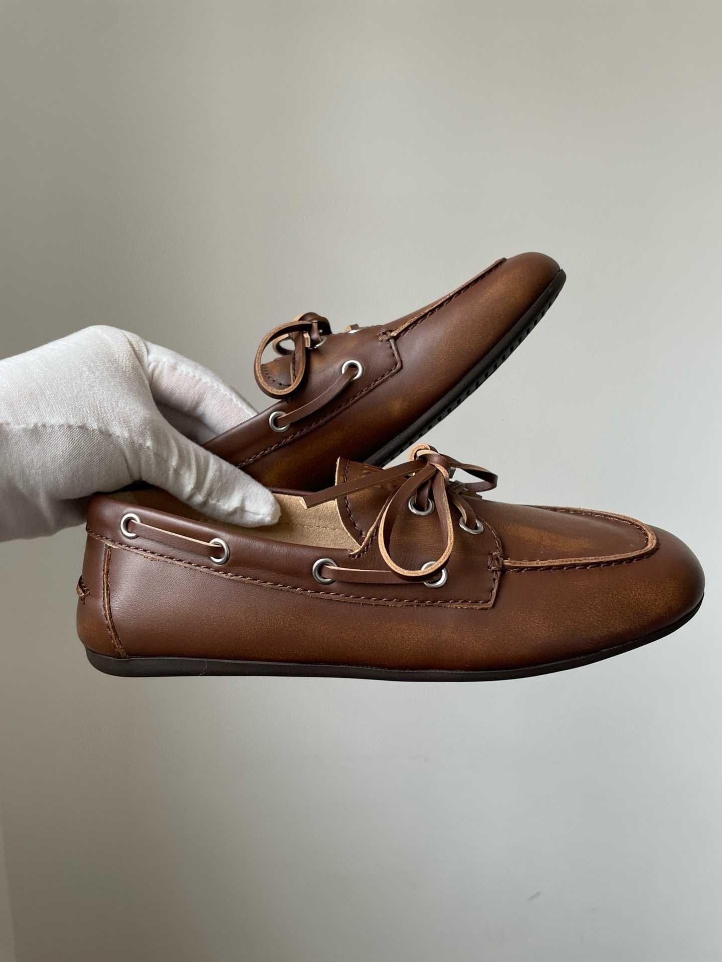 Лоферы Miu Miu Unlined bleached leather boat shoes лоферы миу миу