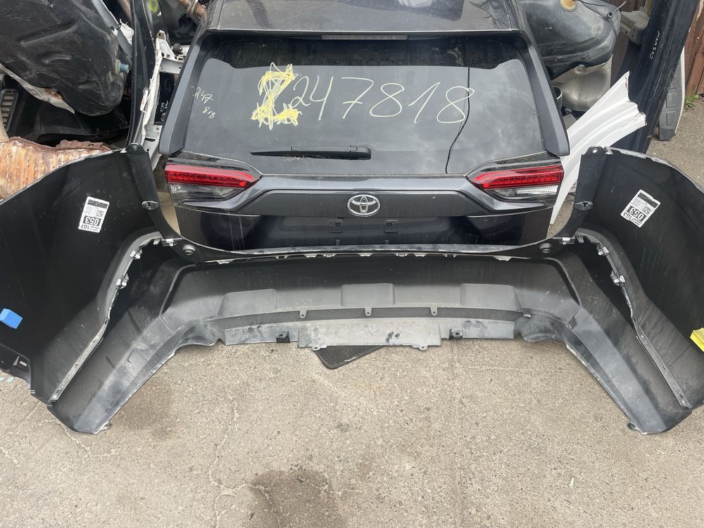 Кришка банажника toyota rav4 19-24р