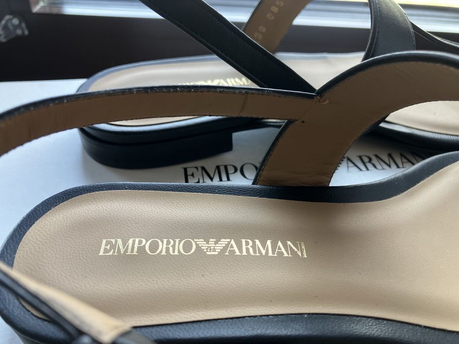 Emporio Armani luksusowe wloskie japonki / klapki skorzane New 38/39