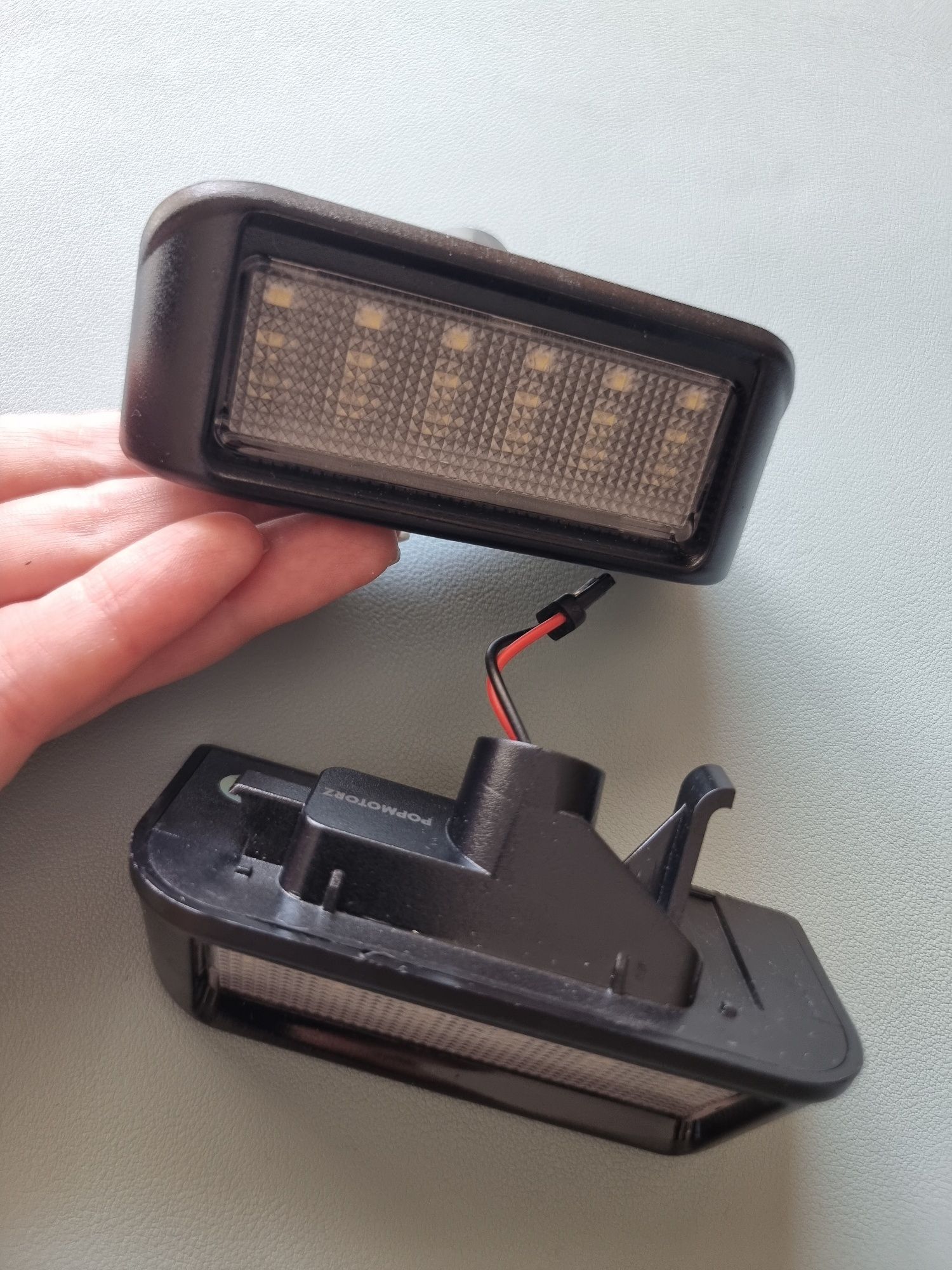 2 Luzes de matrícula LED