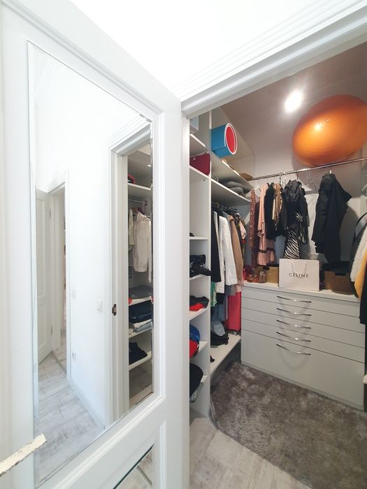 Продам 3кв. Нагорный, р-н п. Шевченко, Жуковского, центр.