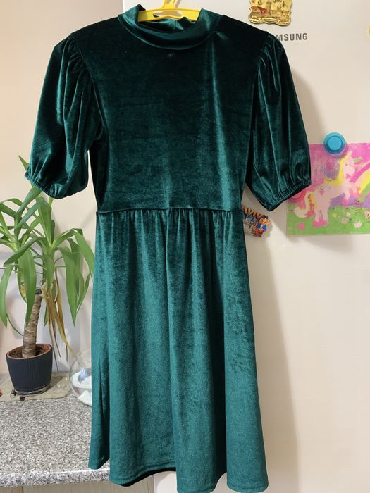 Сукня святкова зелена велюр платье