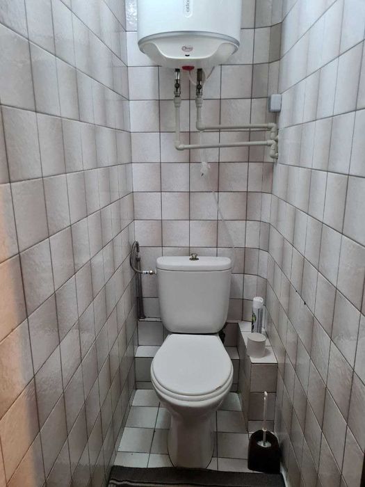 Продам 2 кімн. квартиру на Молодіжному, зуп. Героїв України. 32000