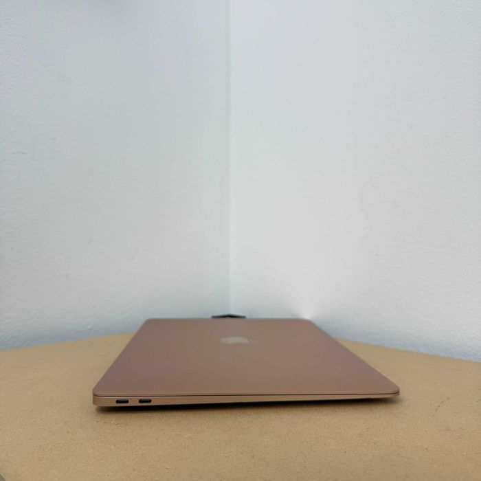 Macbook Air 2019 { i5 | 8gb | 128 ssd) ідеальний стан . Гарантія