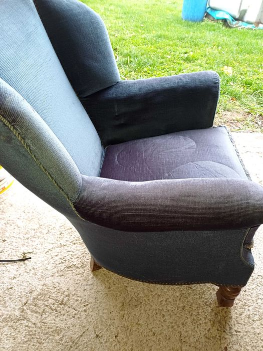 Zestaw wypoczynkowy  2 fotele + sofa