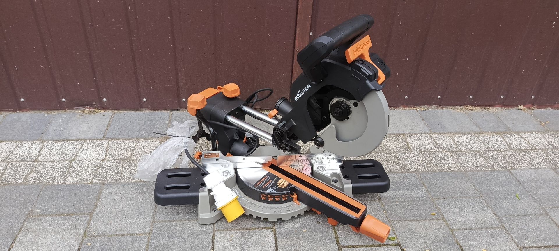Ukośnica z posuwem Evolution R185 110v!!!