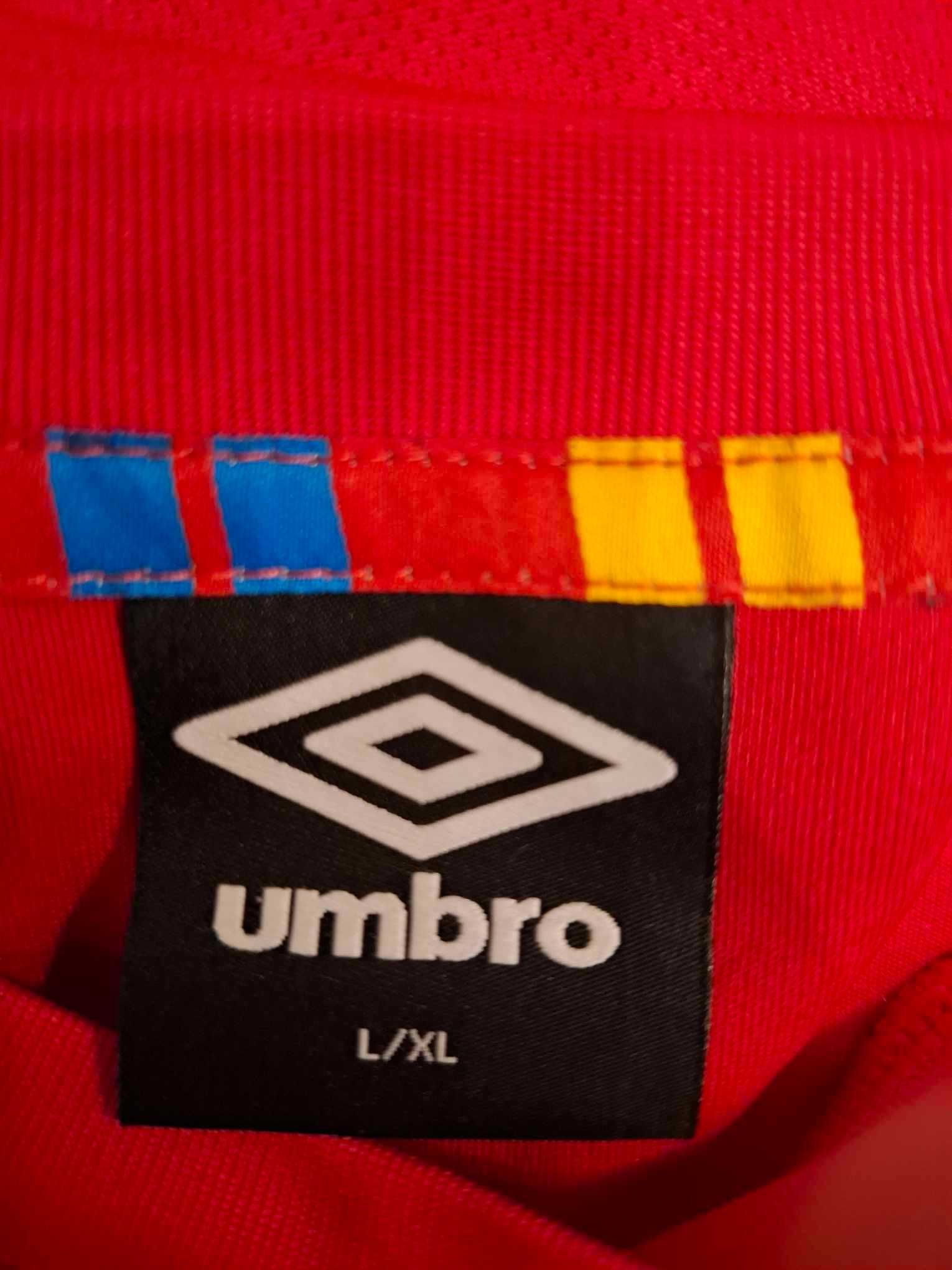 L/XL Umbro biało czerwona koszulka sportowa czerwony biały T-shirt