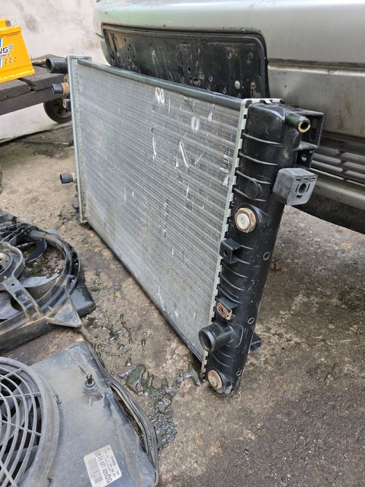 Радіатор охолодження Opel Omega B 94-03 2.0 2.2 радиатор основной