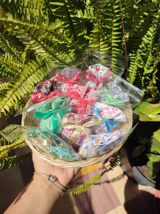 Sacos de alfazema feitos a mão com diversos padrões