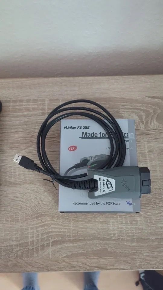 Діагностичний сканер OBD2 Vgate VLinker FS Forscan Ford Mazda