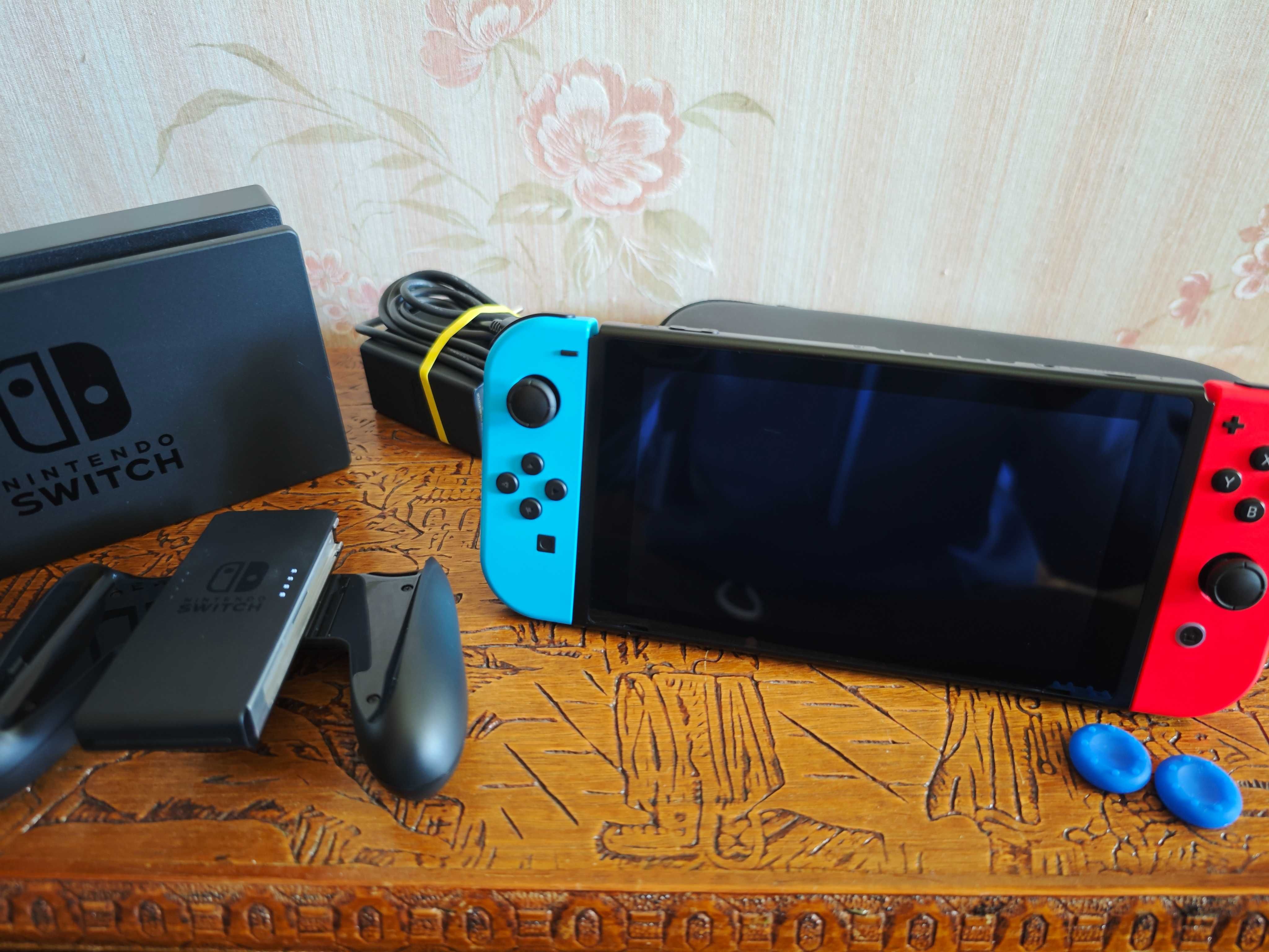 Nintendo Switch (Modelo 2019) Usada + jogo