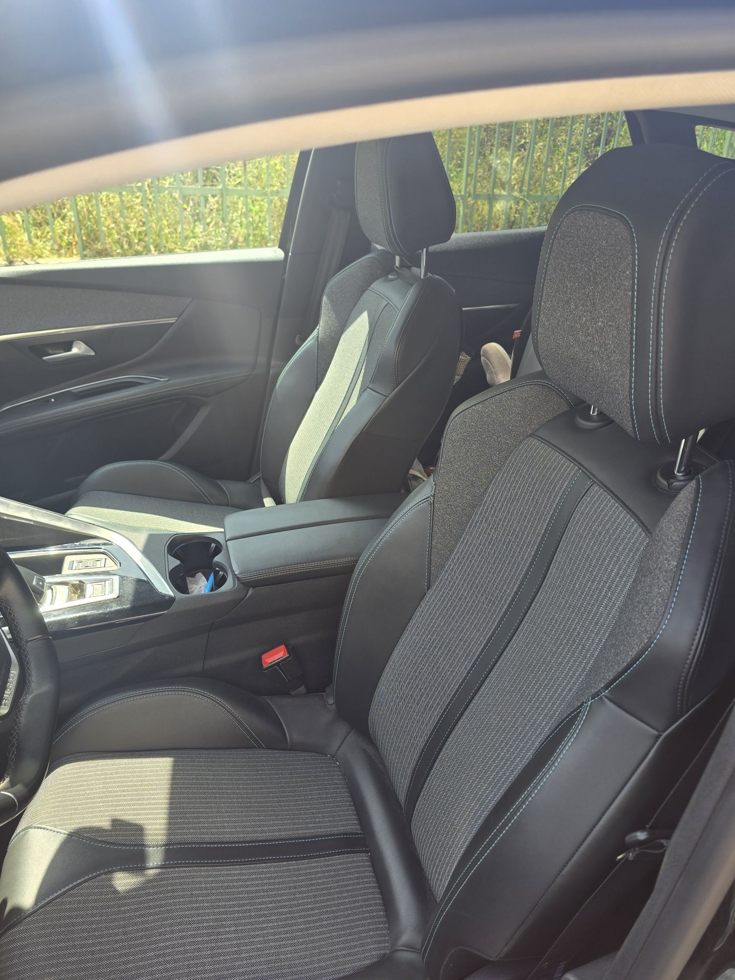 Peugeot 3008 Eat 8 1.500cc 130cv