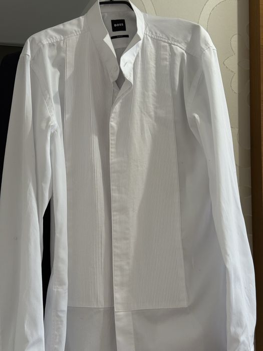 Смокинг Boss синий с черным атласным лацканом