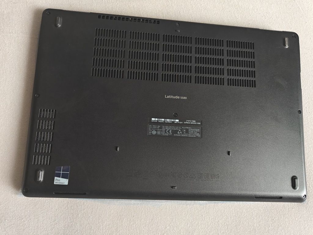 Dell latitude E5580 i5 7300u USB-C