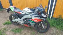 Aprilia RS4 125, quickshifter, wydech LeoVince